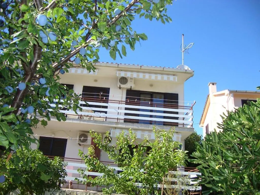 Apartment Cres 4249-2